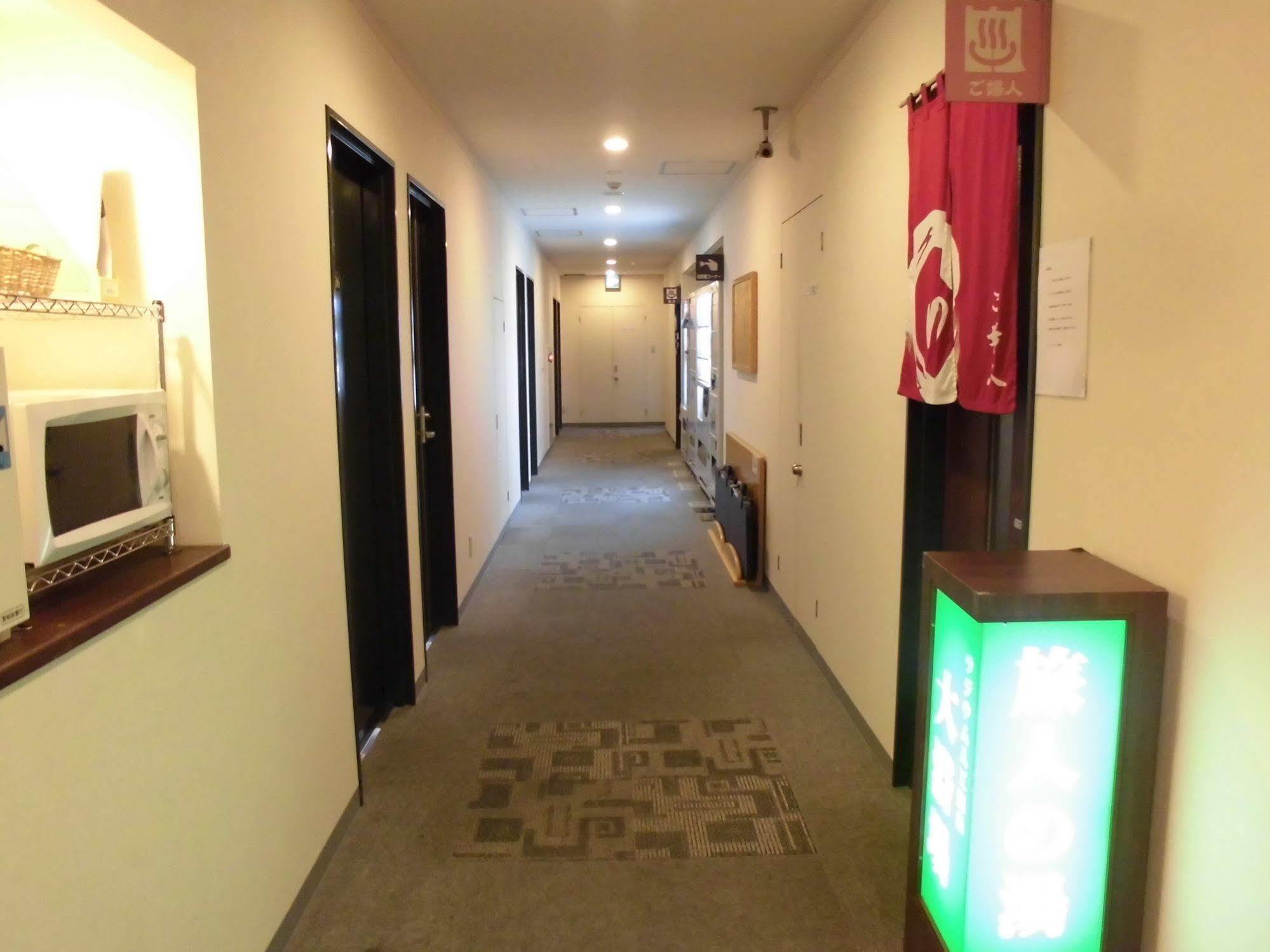 Hotel Route-Inn Oita Ekimae Bagian luar foto